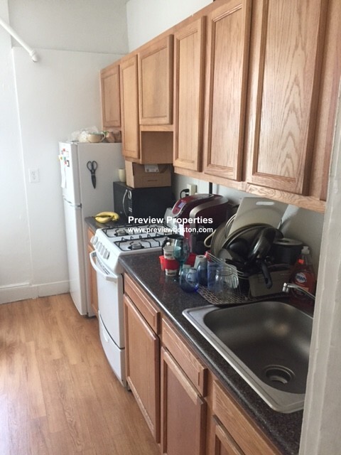 1820 Commonwealth Ave, Brighton