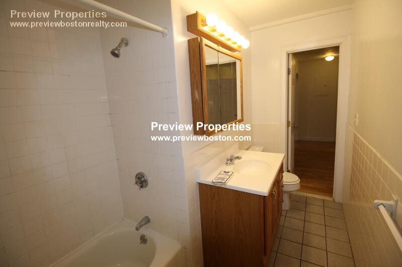 4 Vinal St, Brighton