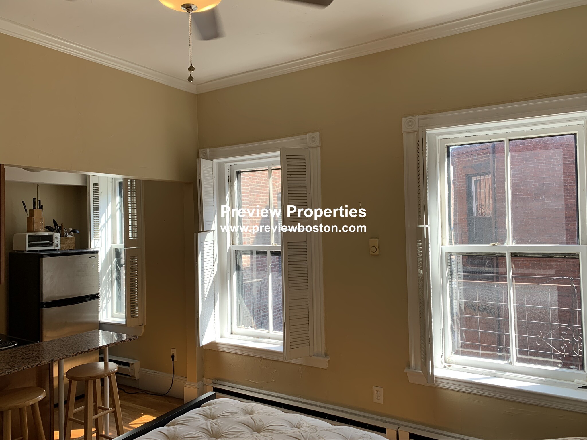 48 Hereford St, Back Bay