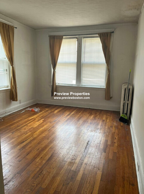 1450 Commonwealth Ave, Brighton