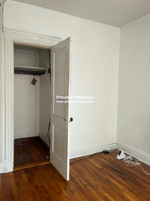 1450 Commonwealth Ave, Brighton