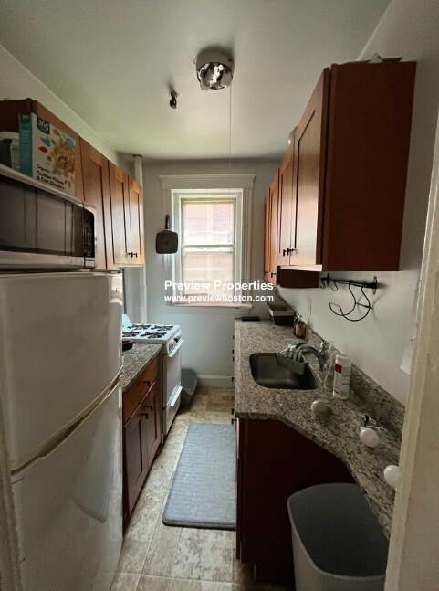 1450 Commonwealth Ave, Brighton