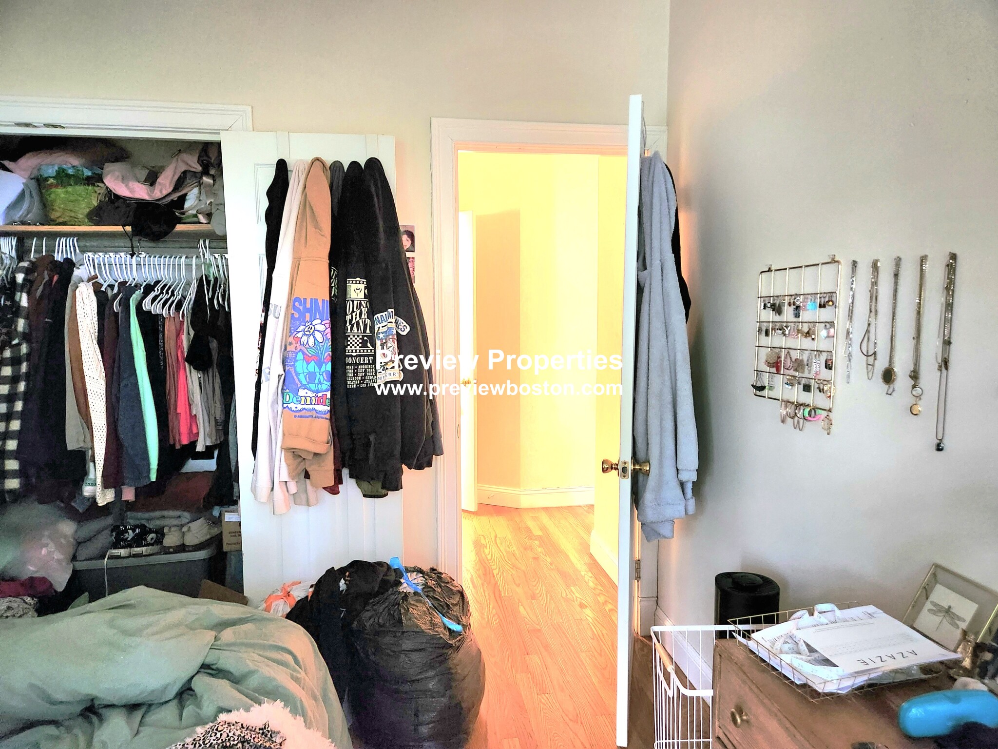 1999 Commonwealth Ave, Brighton