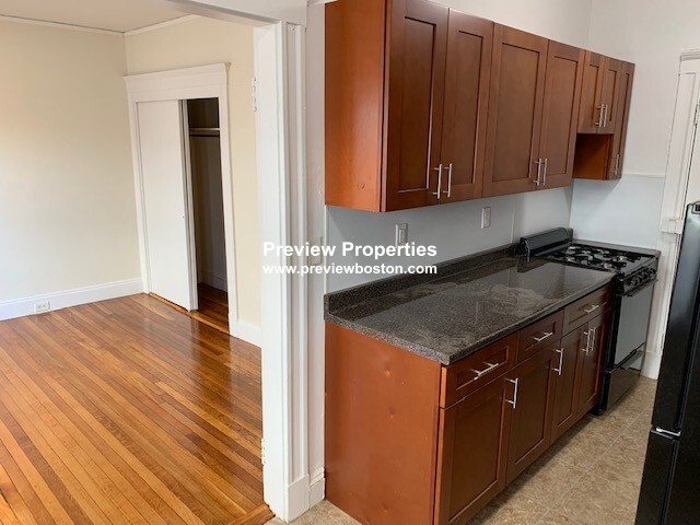 1163 Boylston St, Fenway