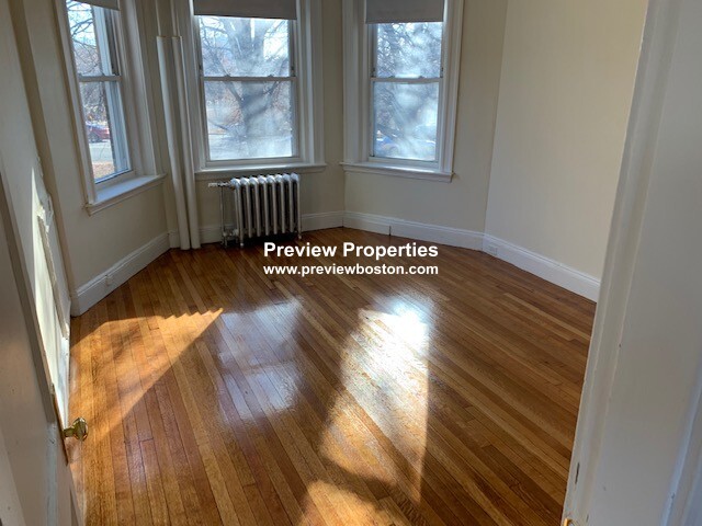 1163 Boylston St, Fenway