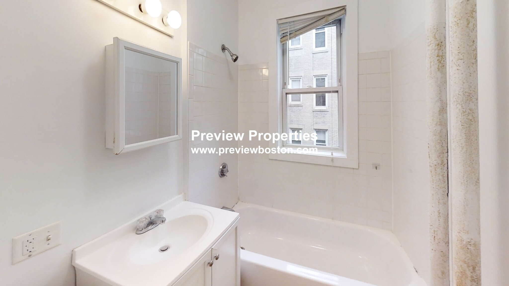 1175 Boylston St, Fenway