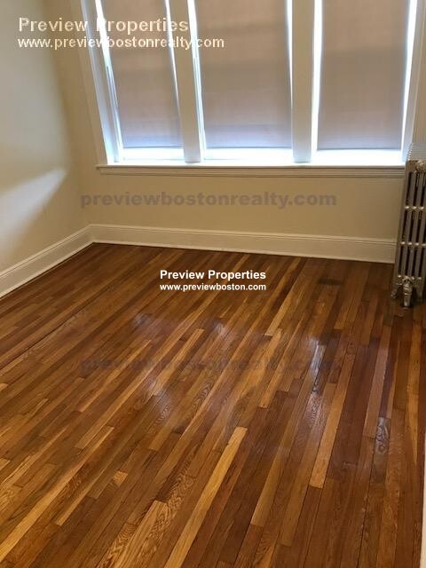 1820 Commonwealth Ave, Brighton