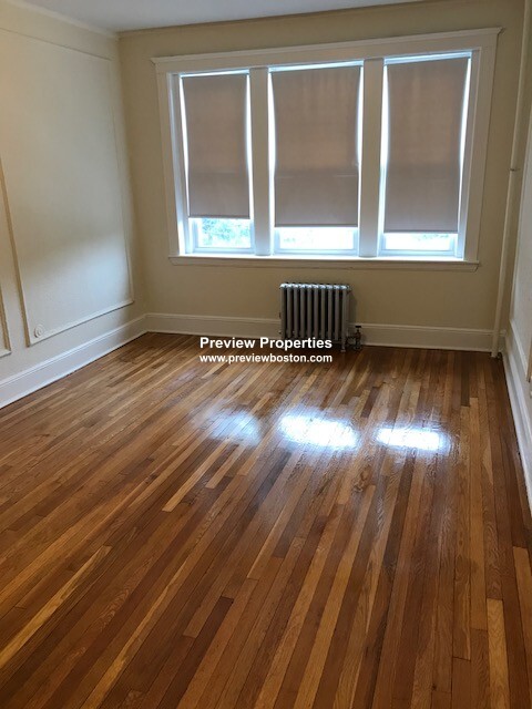 1820 Commonwealth Ave, Brighton