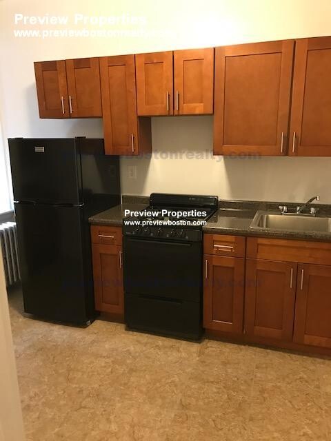 1820 Commonwealth Ave, Brighton