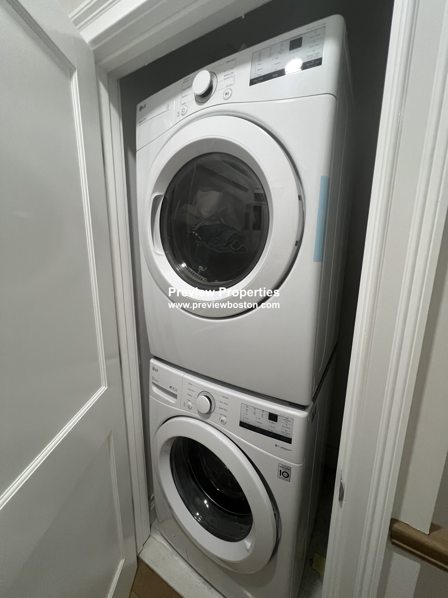 14 Mount Hood Rd, Brighton