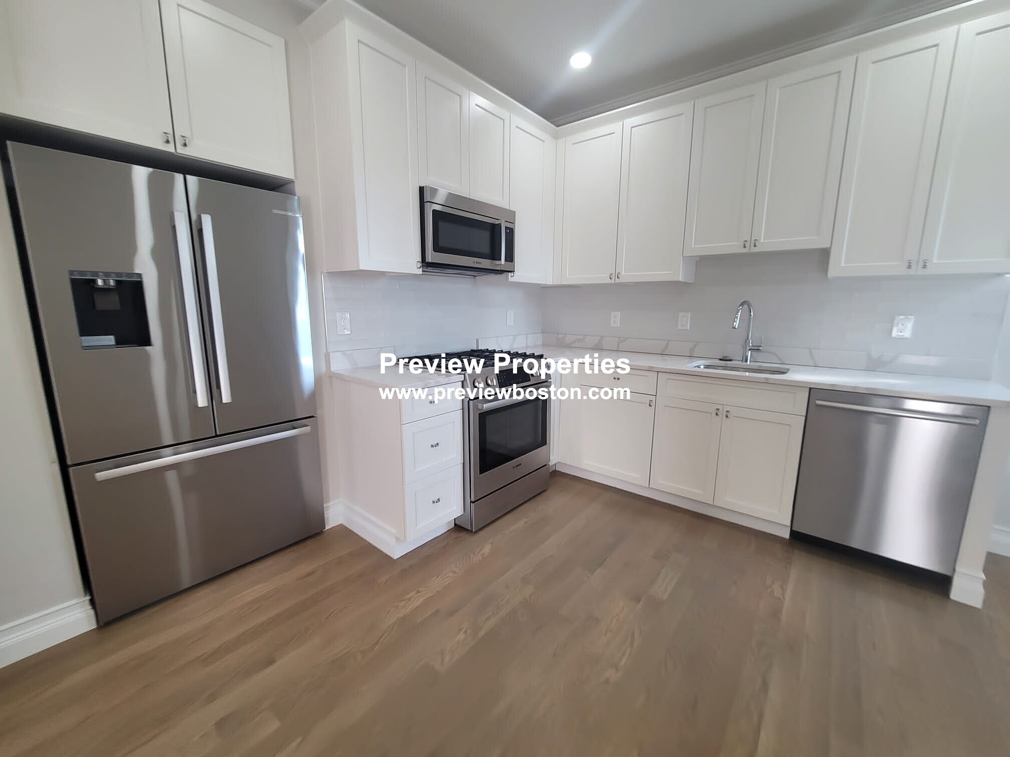 14 Mount Hood Rd, Brighton