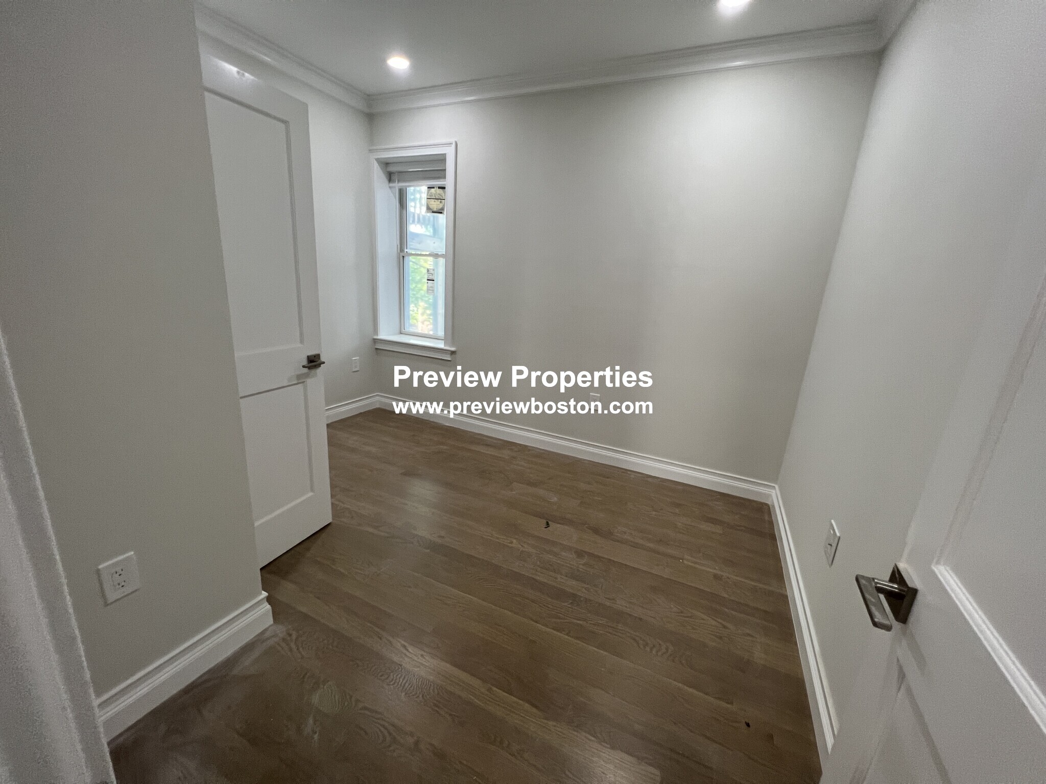 14 Mount Hood Rd, Brighton