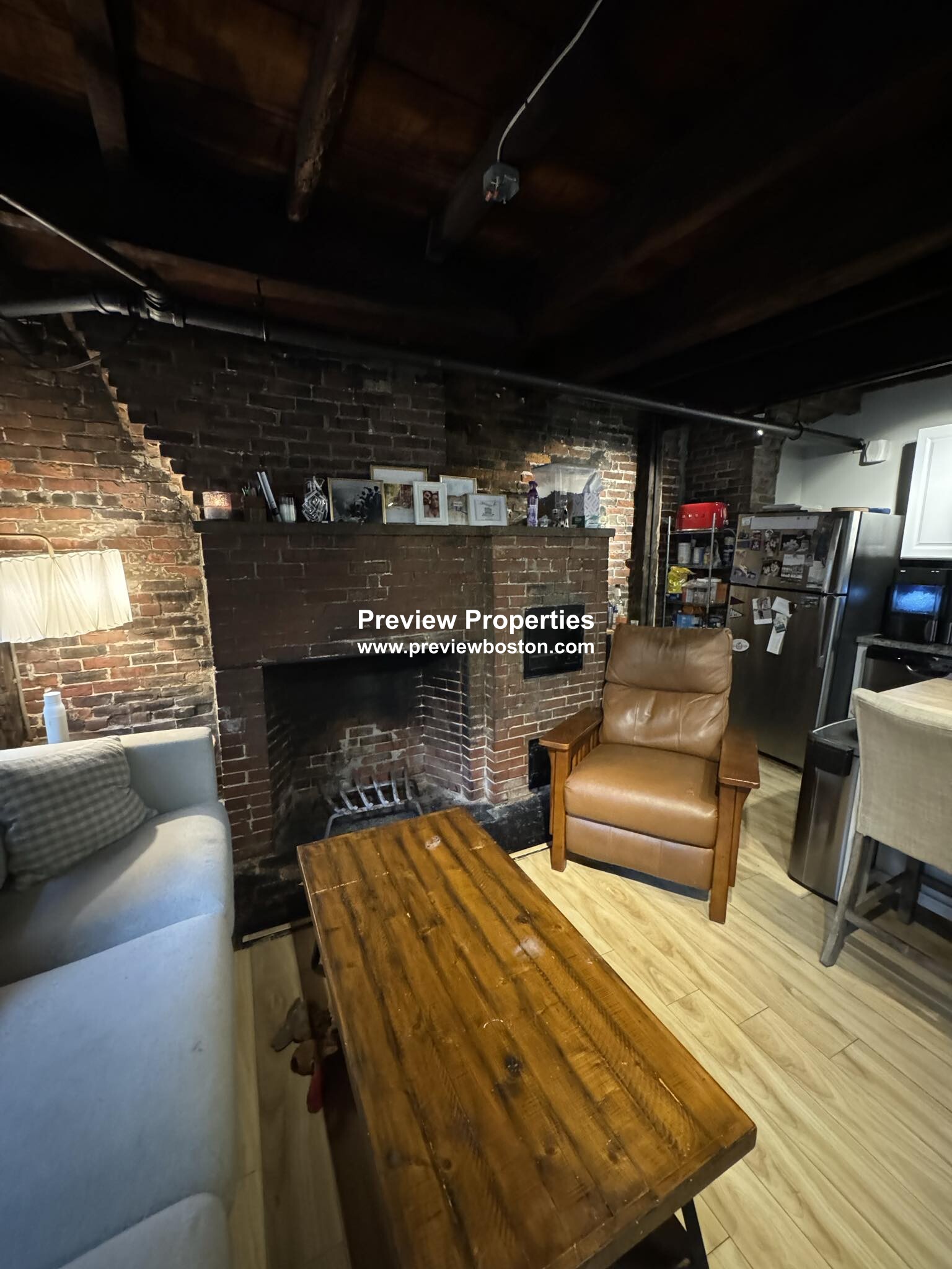 1 Champney Pl, Beacon Hill