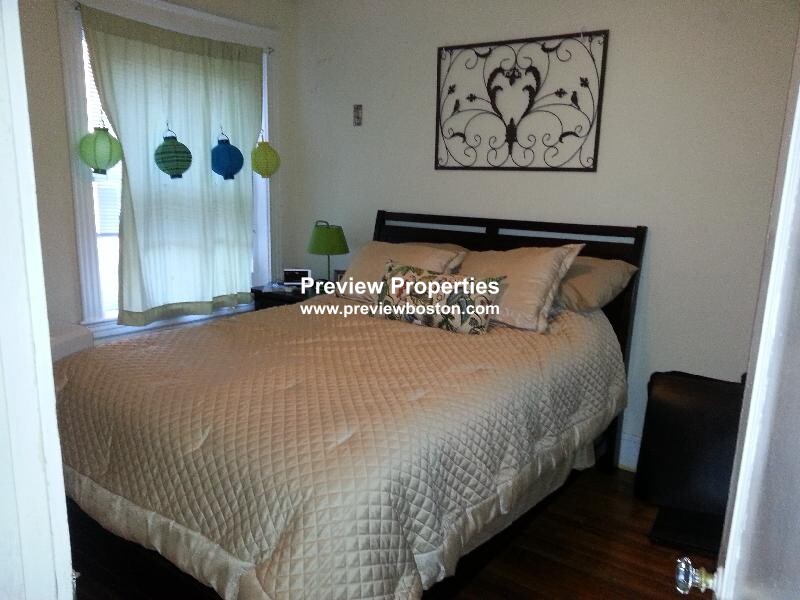 1615 Commonwealth Ave, Brighton