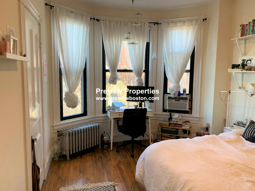 504 Beacon St, Back Bay