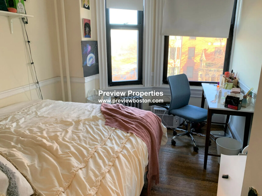 504 Beacon St, Back Bay