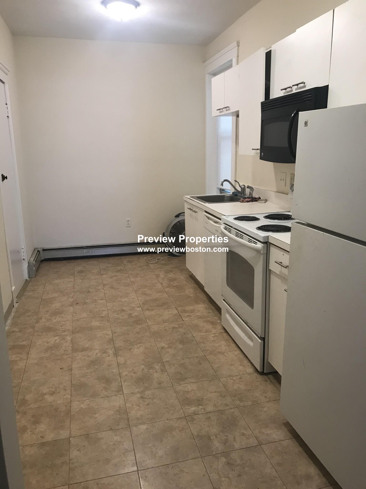 8 Ransom Rd, Brighton