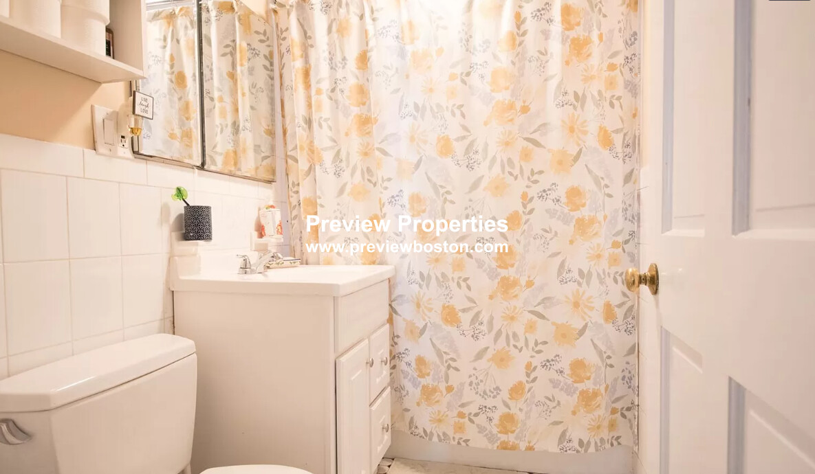 22 Greymere Rd, Brighton