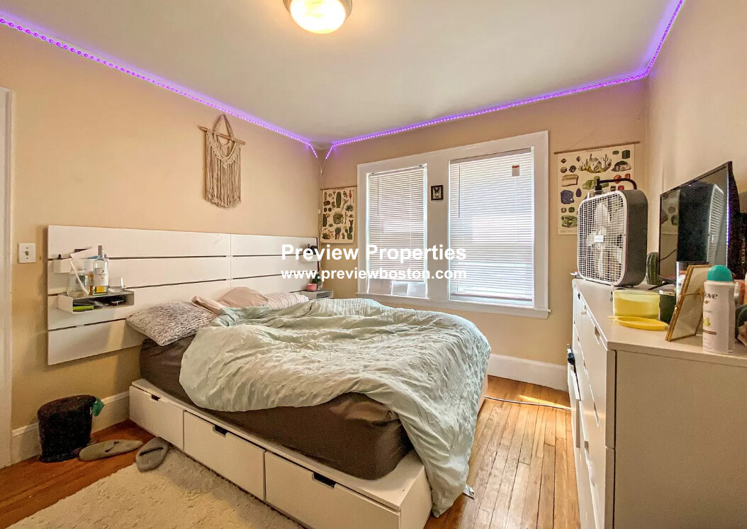 22 Greymere Rd, Brighton