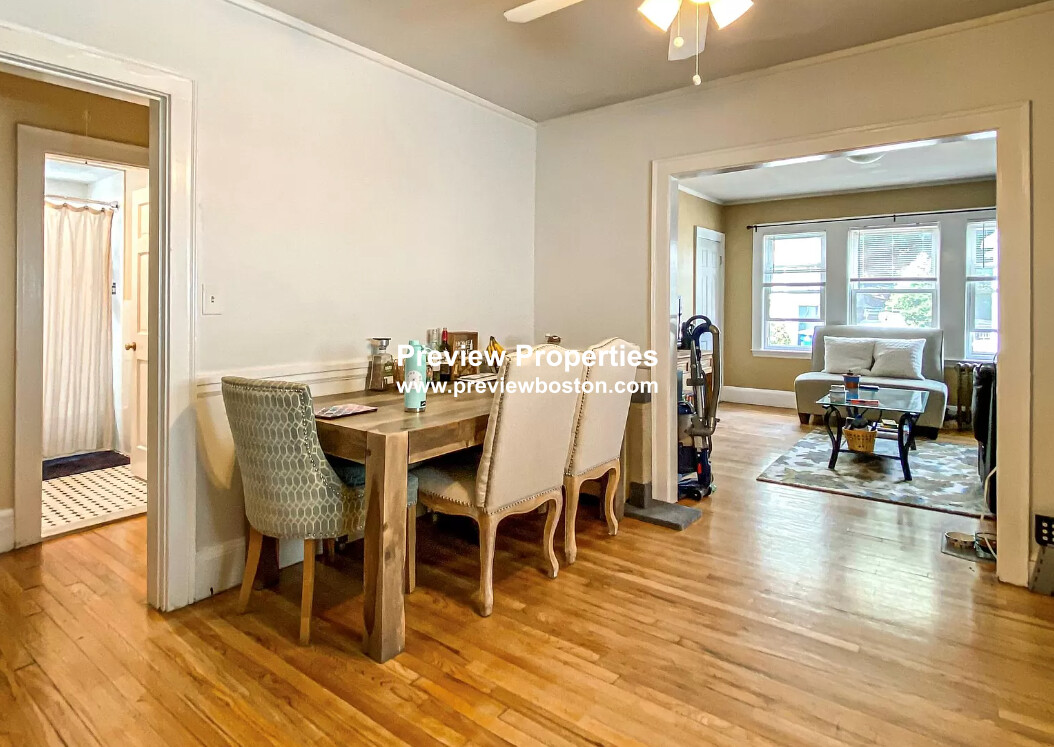 22 Greymere Rd, Brighton