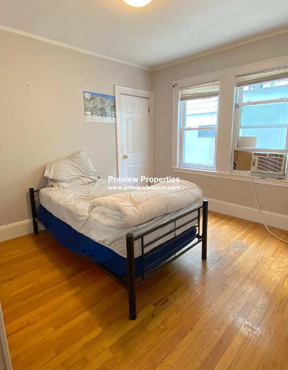 22 Greymere Rd, Brighton