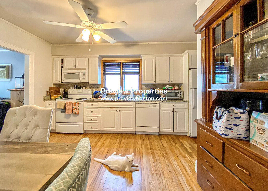 22 Greymere Rd, Brighton