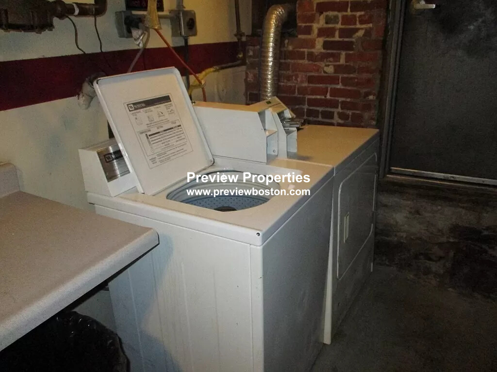 475 Shawmut Ave, South End