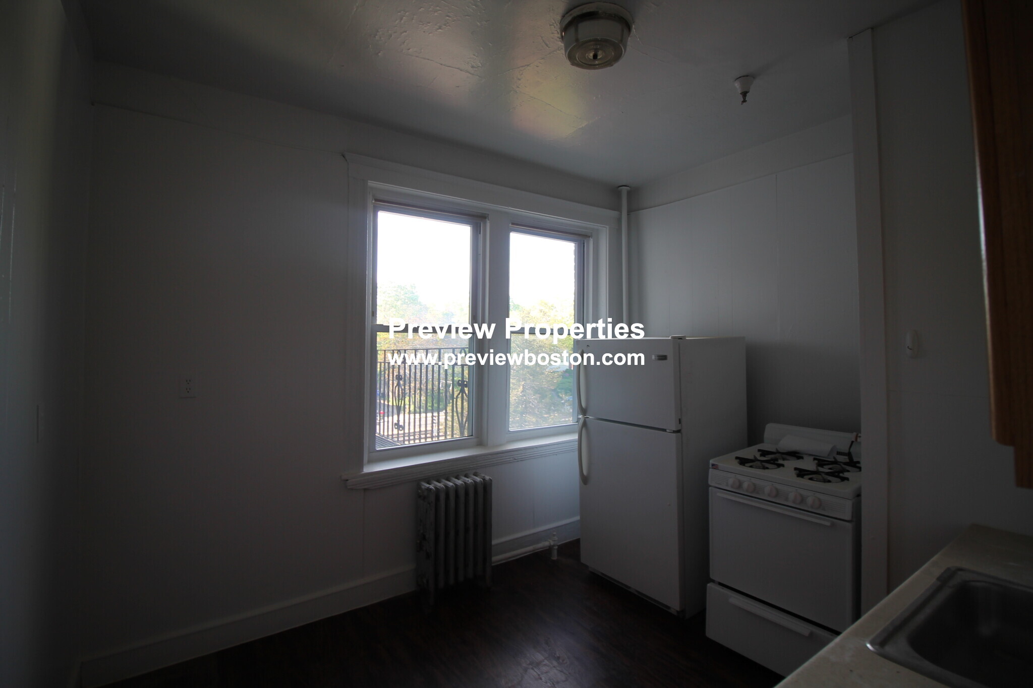 1800 Commonwealth Ave, Brighton