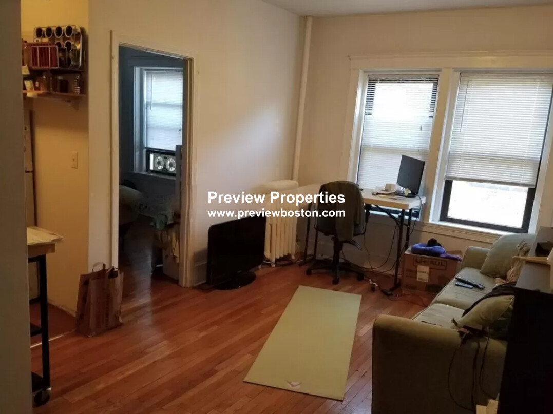 1315 Commonwealth Ave, Allston