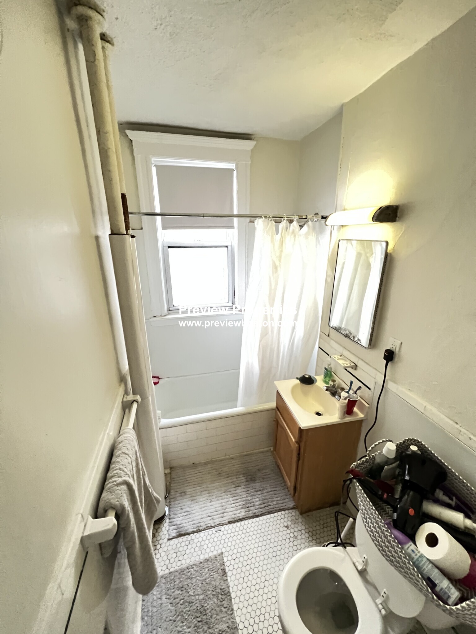 1634 Commonwealth Ave, Brighton