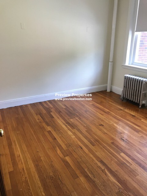 1800 Commonwealth Ave, Brighton