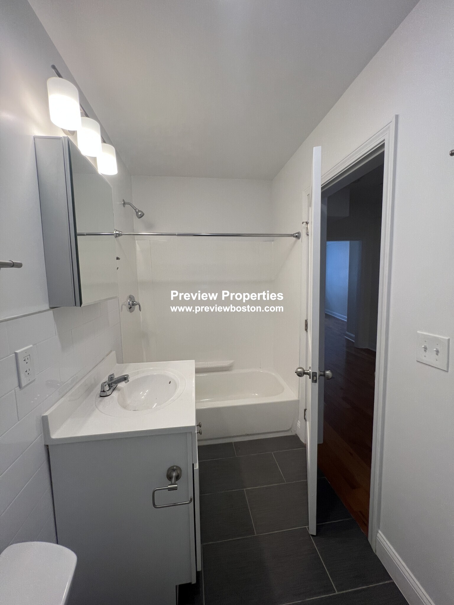 123 Sutherland Rd, Brighton