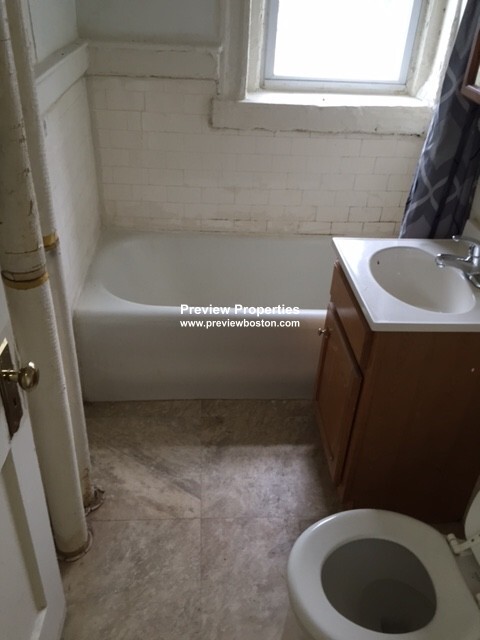 1167 Boylston St, Fenway