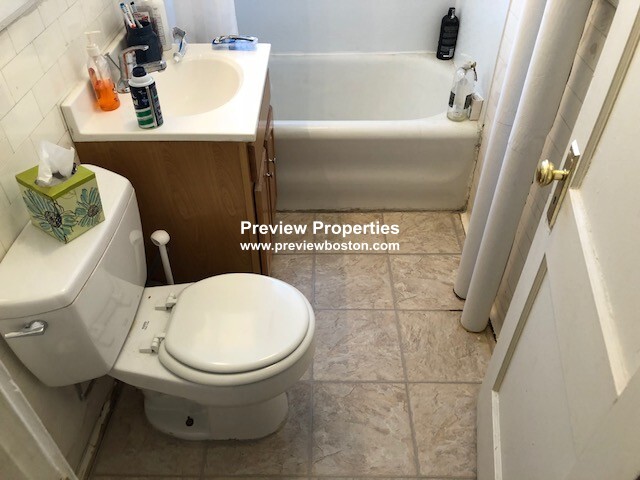 1167 Boylston St, Fenway