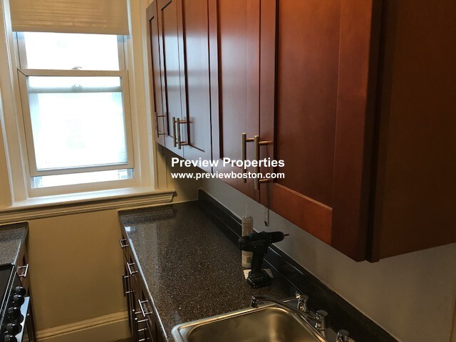 1179 Boylston St, Fenway