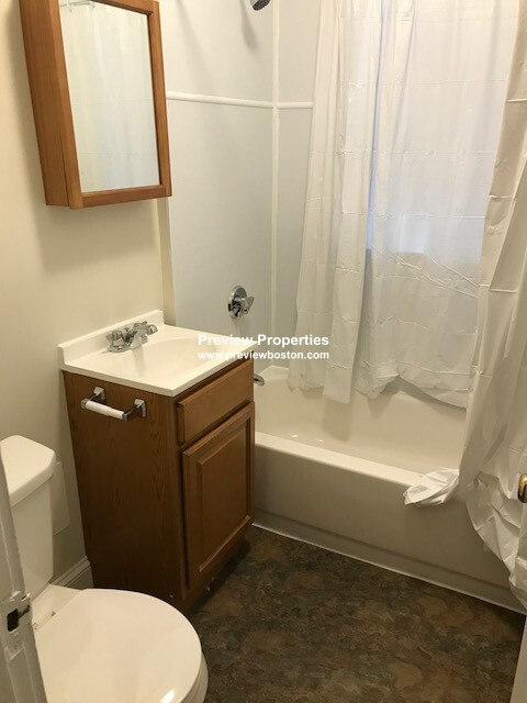 1179 Boylston St, Fenway