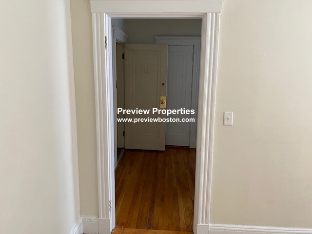 1191 Boylston St, Fenway