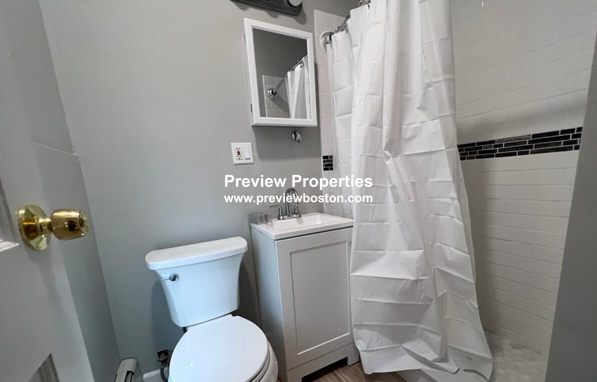 11 Snow St, Brighton