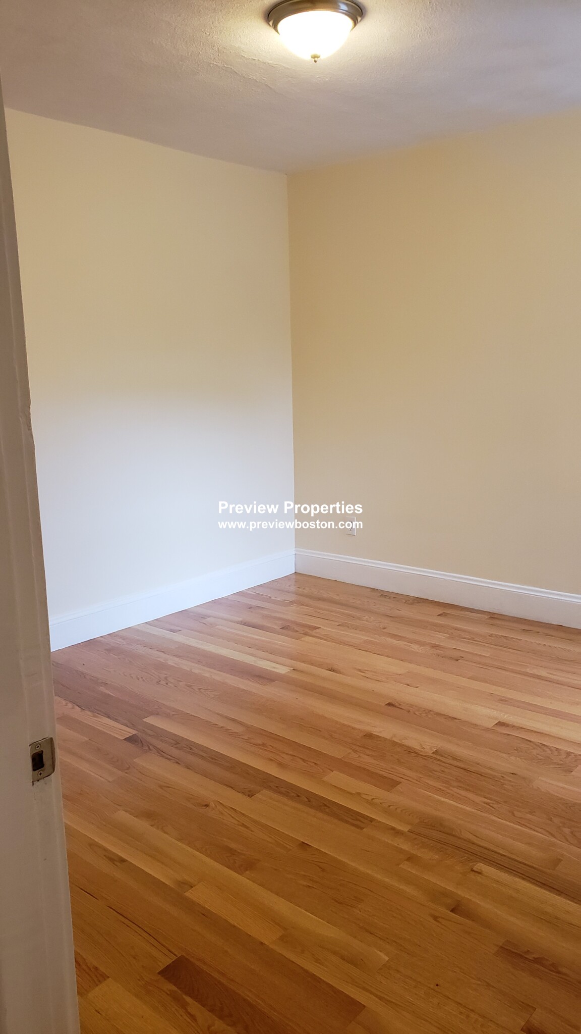 194 Kelton St, Allston