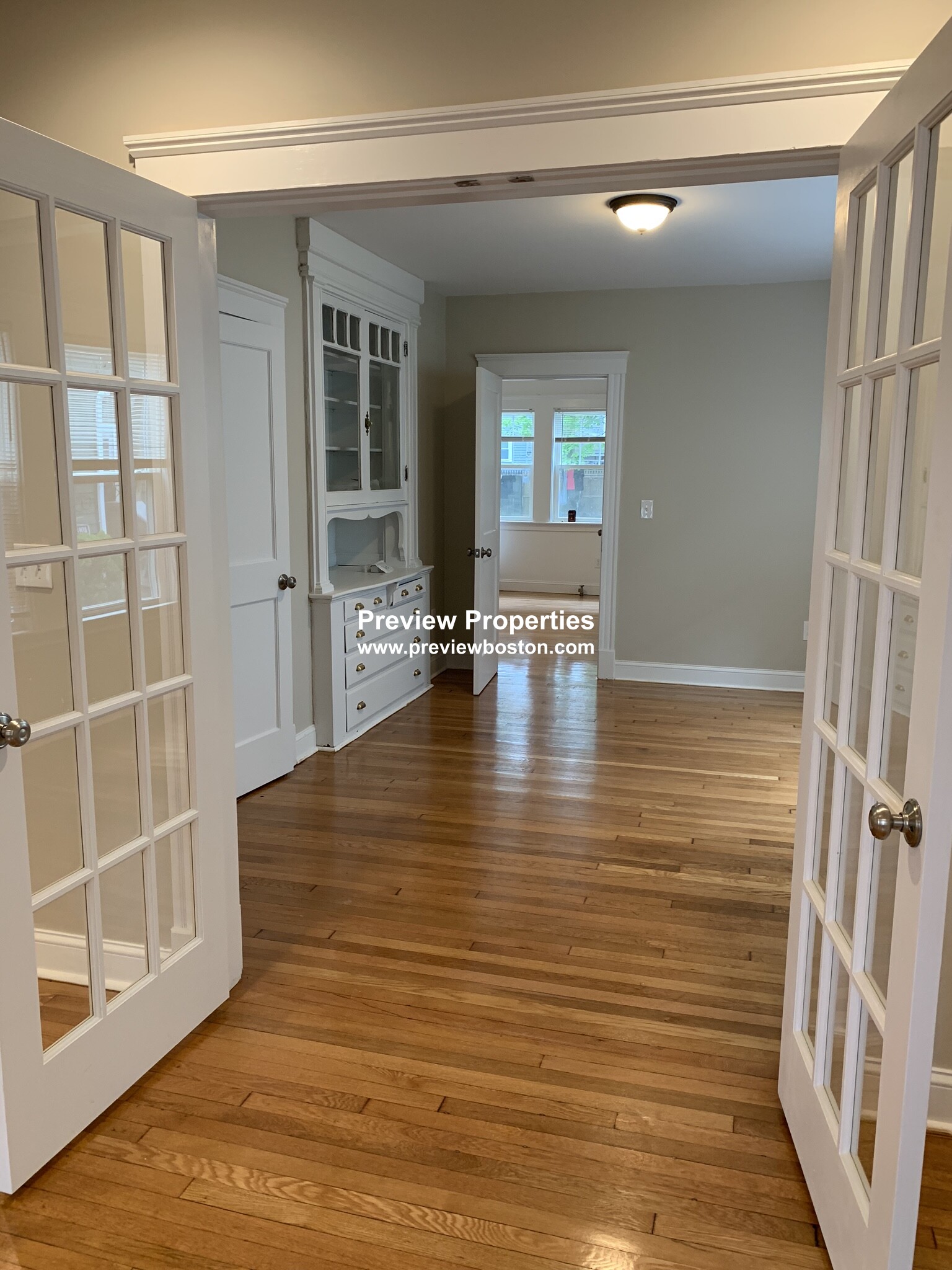 21 Moraine St, Jamaica Plain