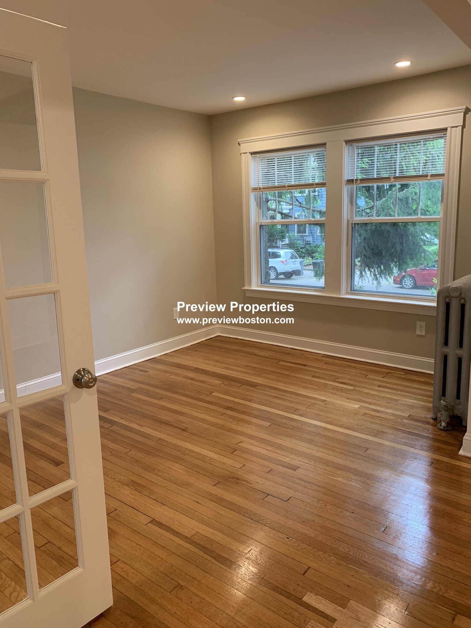 21 Moraine St, Jamaica Plain