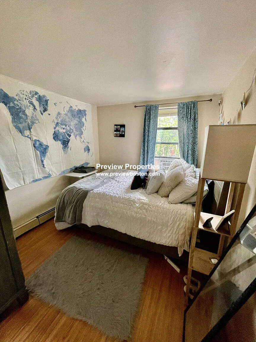 30 Rutland St, South End