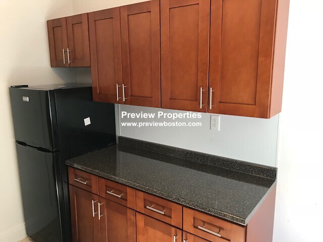 1810 Commonwealth Ave, Brighton