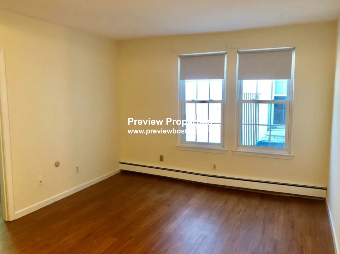 78 South Huntington Ave, Mission Hill