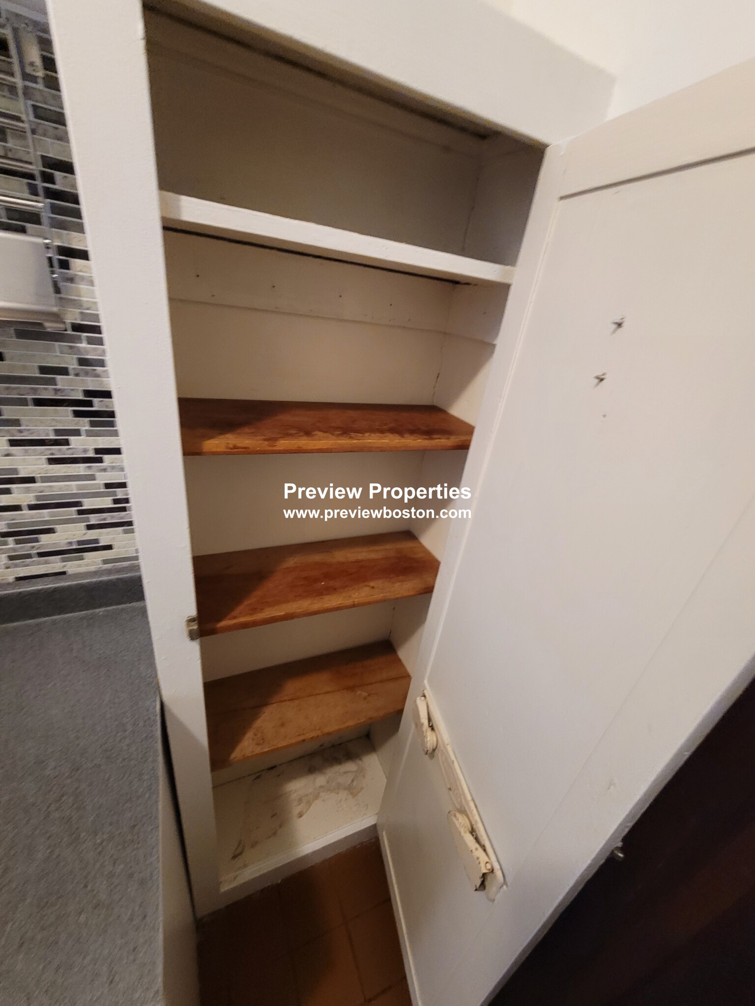 1945 Commonwealth Ave, Brighton