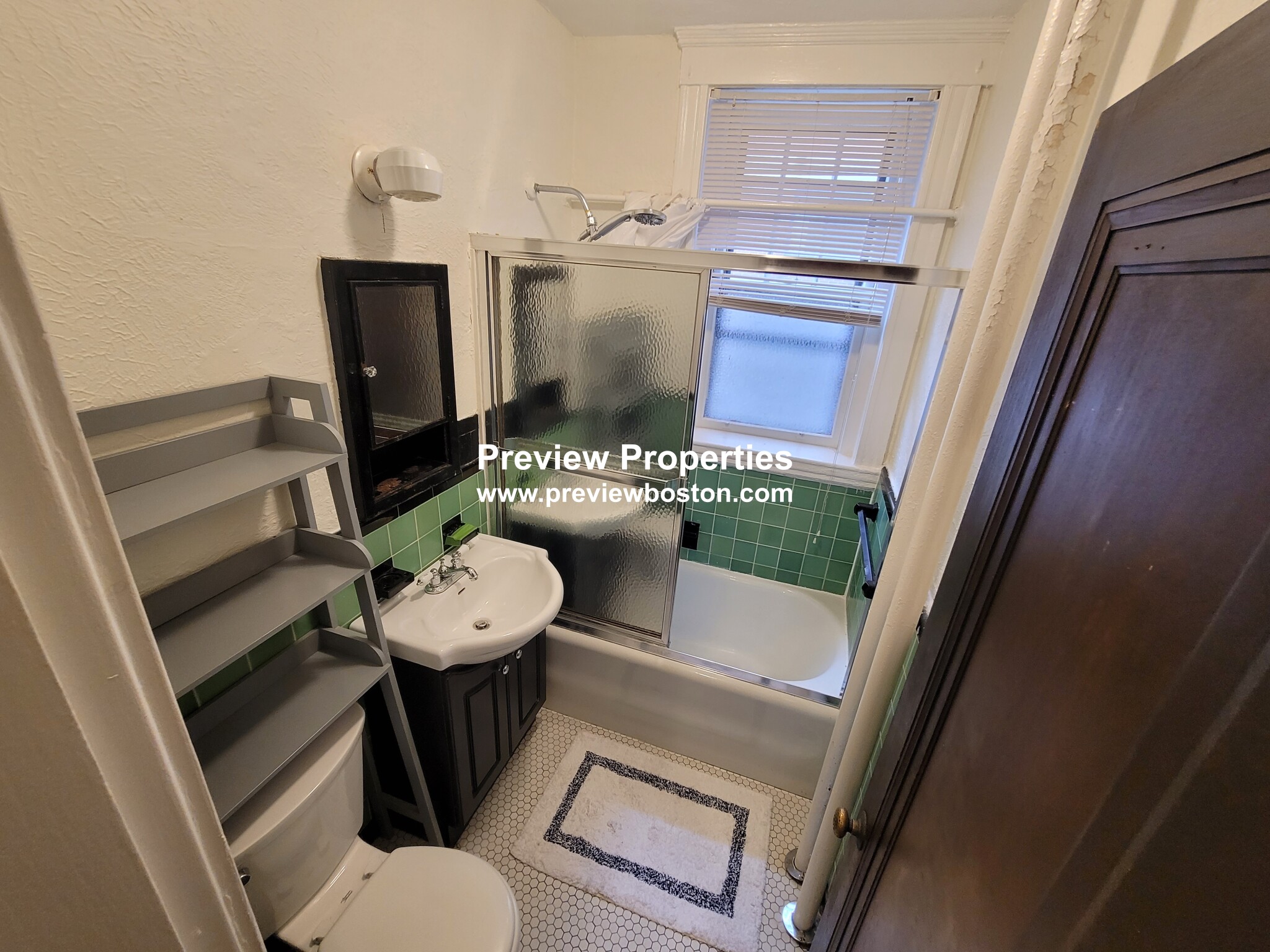 1945 Commonwealth Ave, Brighton