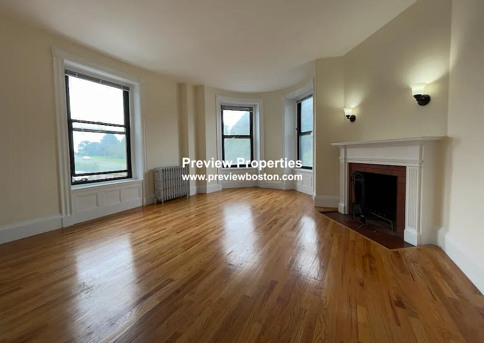 504 Beacon St, Back Bay