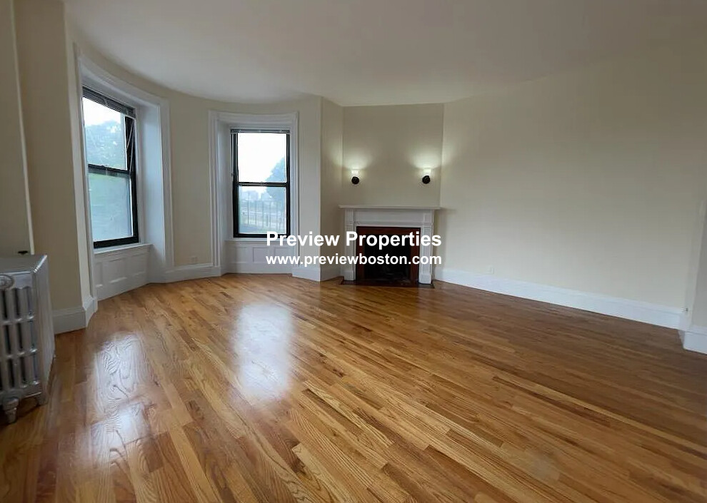 504 Beacon St, Back Bay