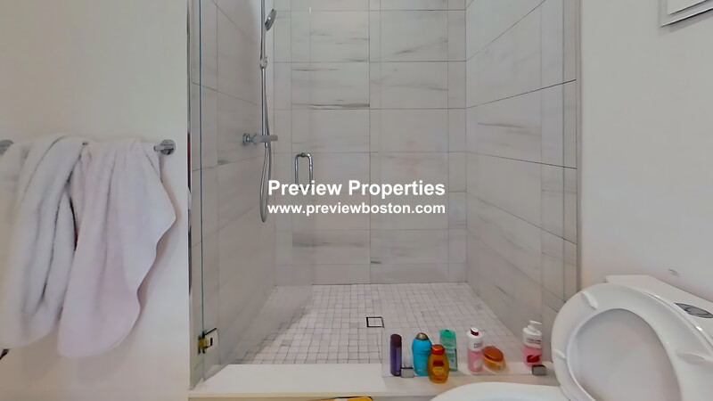 134 Chelsea St, East Boston