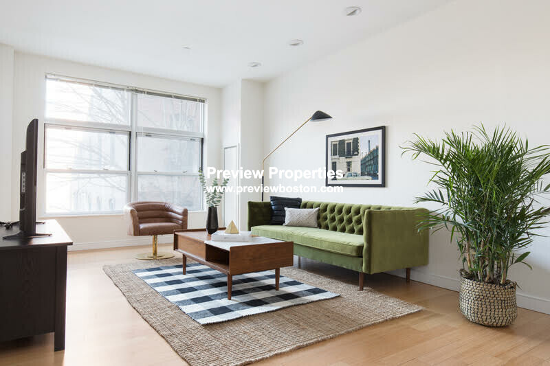 601 Albany St, South End